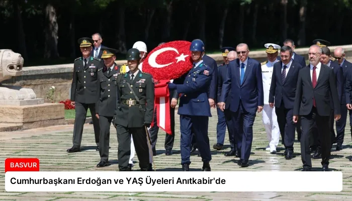 Cumhurbaşkanı Erdoğan ve YAŞ Üyeleri Anıtkabir’de