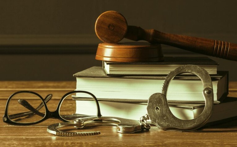 Ceza Avukatları Hangi Davalar İle İlgilenir?