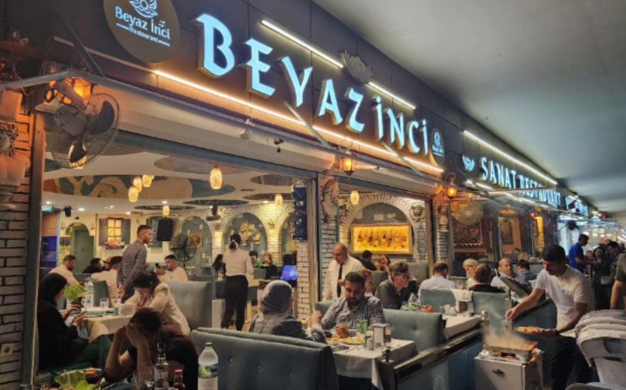 Boğaz Manzaralı Restoranlar Arasında Zirvede Beyaz İnci Restaurant