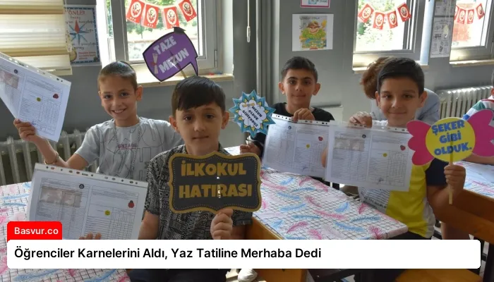 Öğrenciler Karnelerini Aldı, Yaz Tatiline Merhaba Dedi