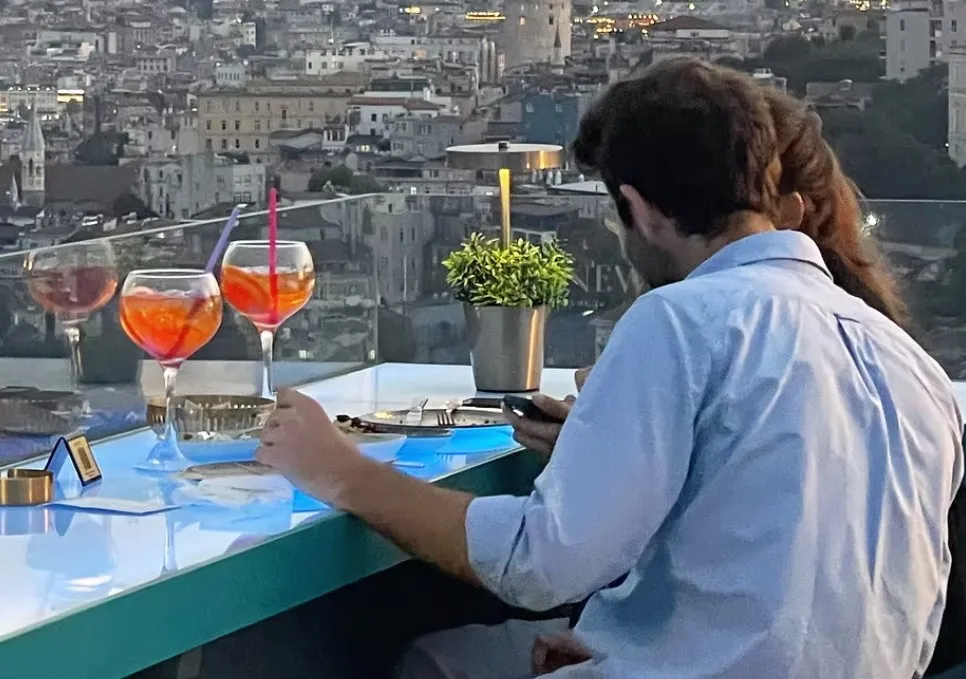 Lezzetin Aşkla Buluştuğu Romantik Restoran N’Evet İstanbul